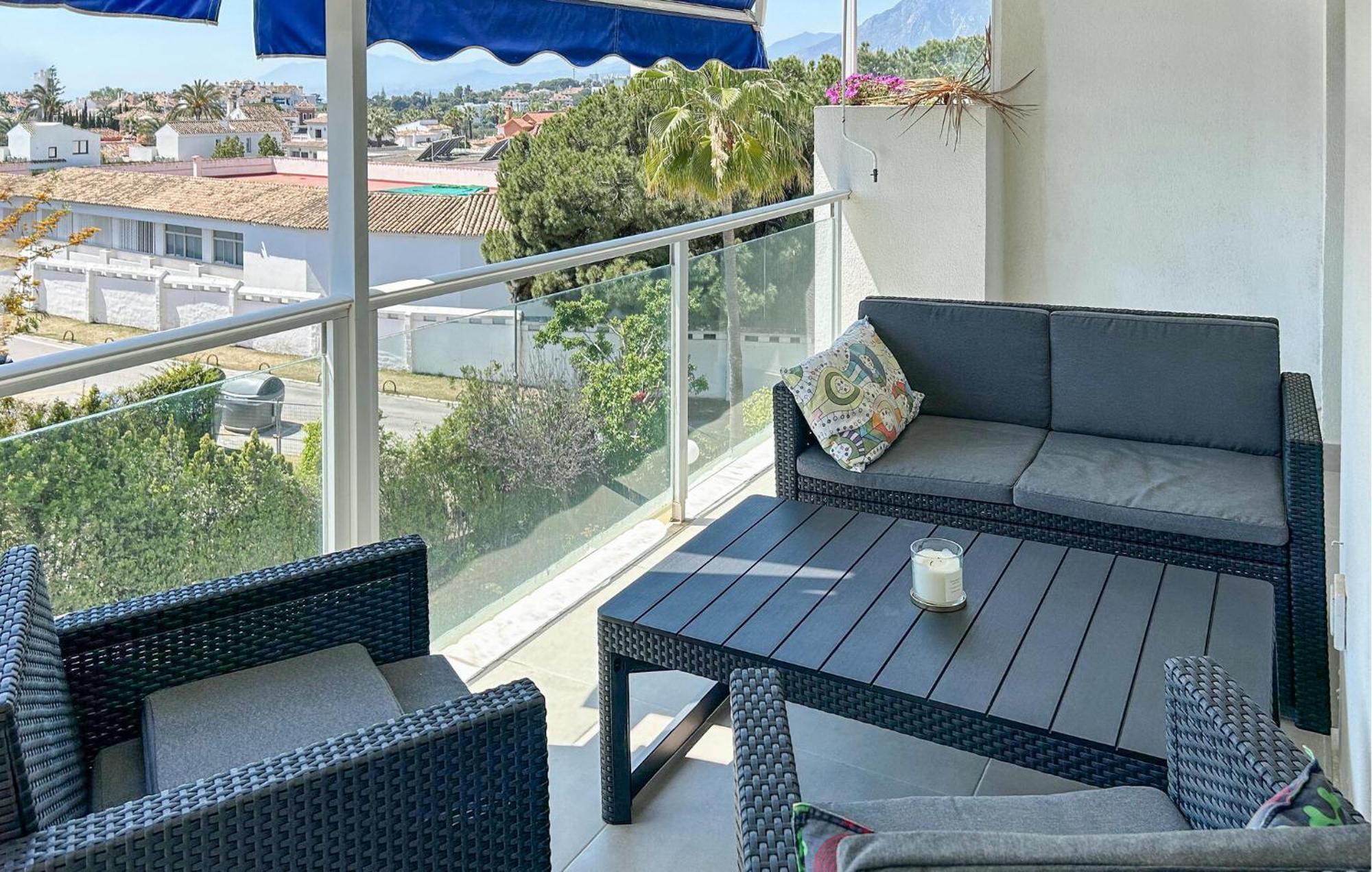 Apartamento In With House Sea View